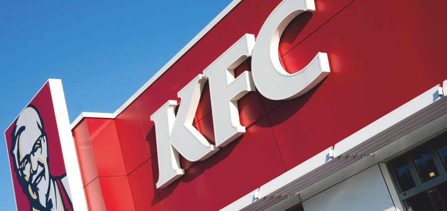 You are currently viewing BYD and KFC China roll out 9-minute charging drive-thrus to boost EV convenience