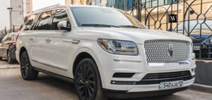 Read more about the article Ford Plans US Production Shift for Lincoln Models From 2030